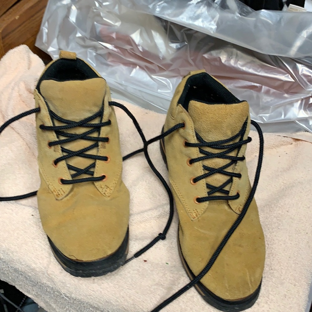 Balloons Suede Booties Size 8